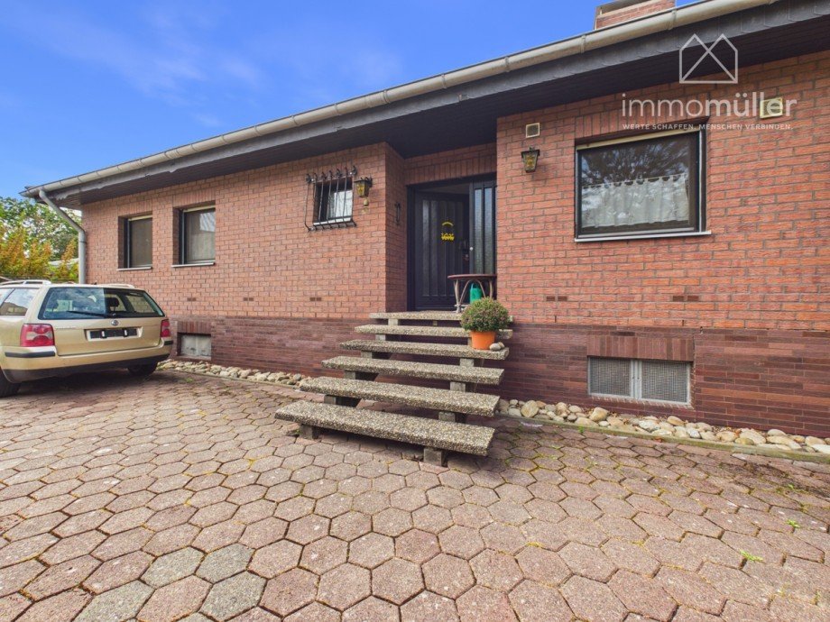 Eingang Bungalow Albisheim (Pfrimm)
