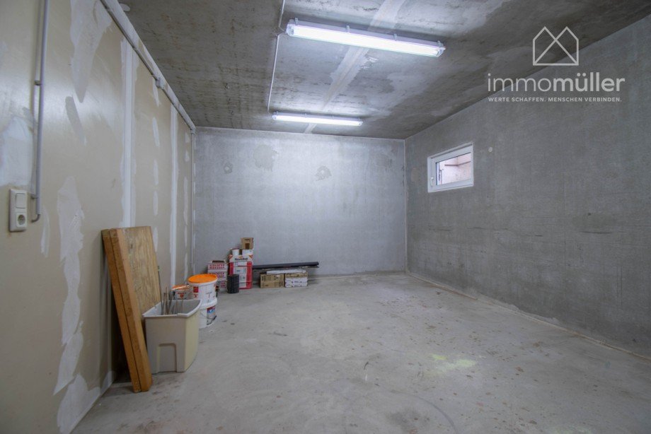 Keller Doppelhaush�lfte Ebertsheim