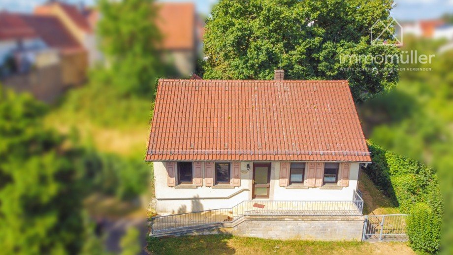 Hausansicht Einfamilienhaus Wattenheim