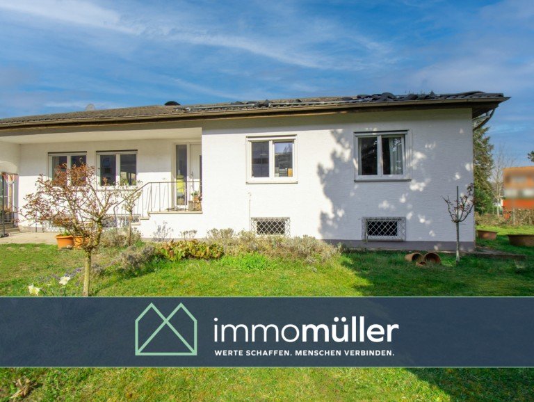 Titelbild Eisenberg Bungalow Wohnen auf einer Ebene: Gepflegter Bungalow mit gro�em Gartenparadies in Eisenberg (Pfalz)