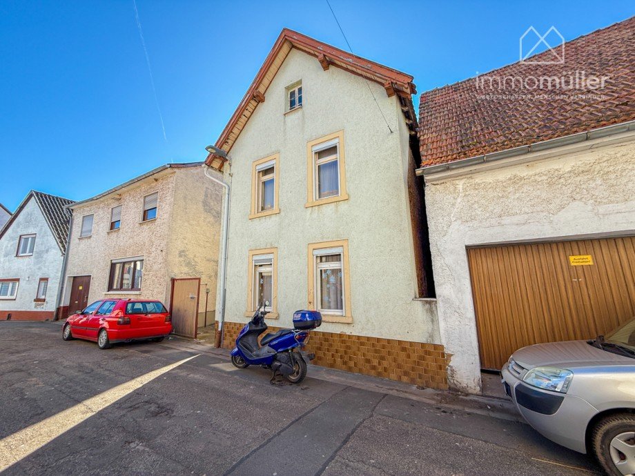 Hausansicht Einfamilienhaus Kirchheim an der Weinstra�e