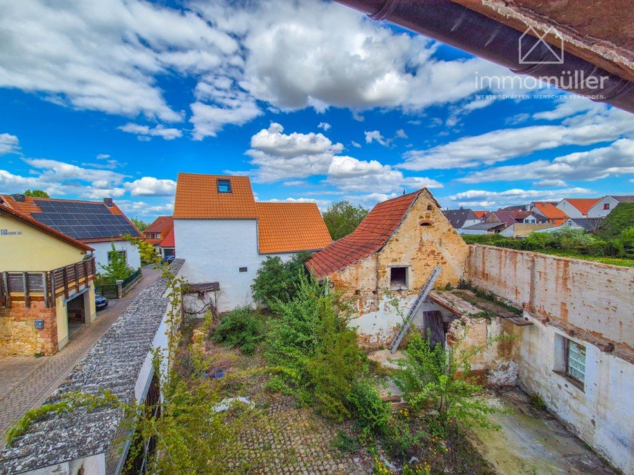 Hof Einfamilienhaus Gr�nstadt - Sausenheim