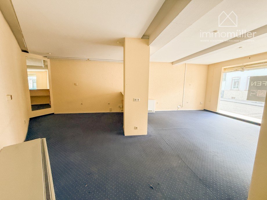 Gewerbe EG Haus Gr�nstadt