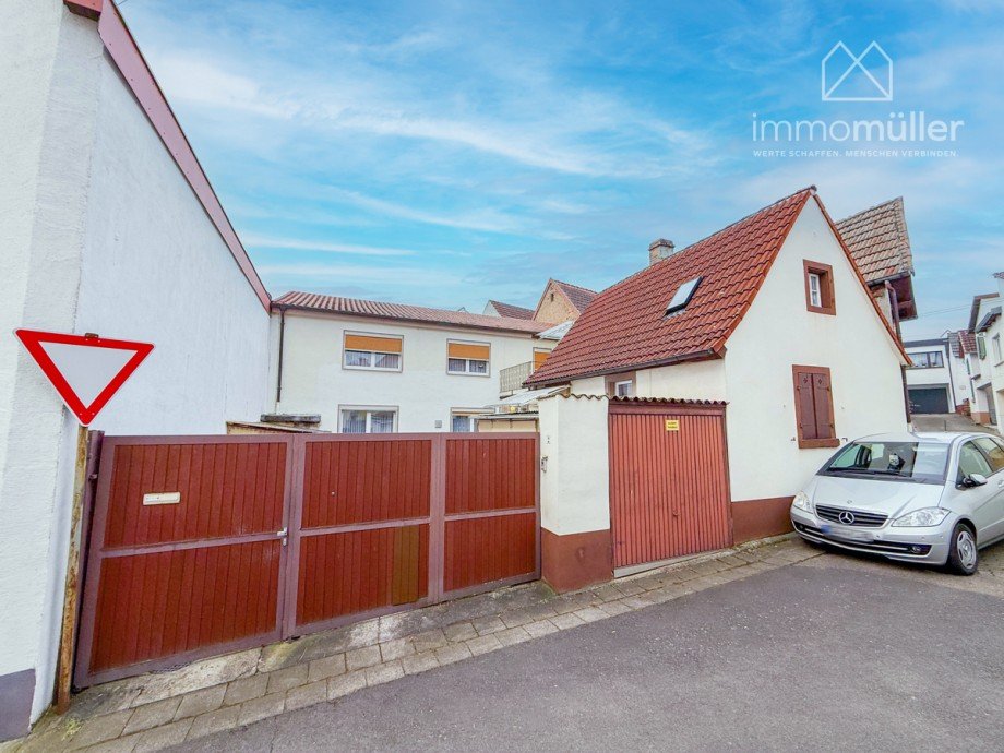 Hausansicht Einfamilienhaus Weisenheim am Berg