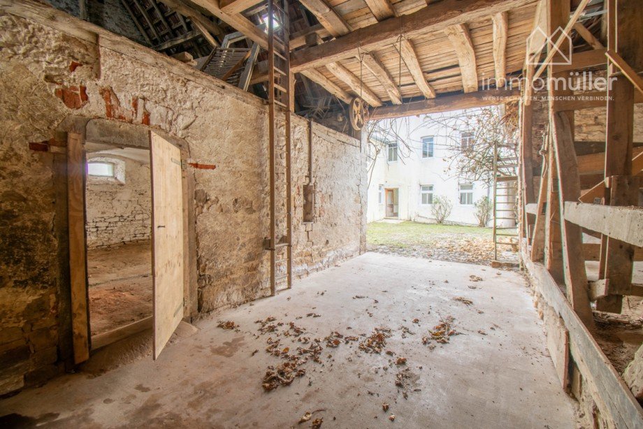 Scheune Einfamilienhaus Wattenheim