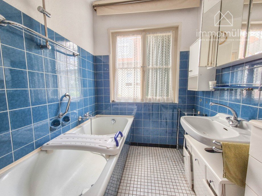 Bad Einfamilienhaus Gr�nstadt