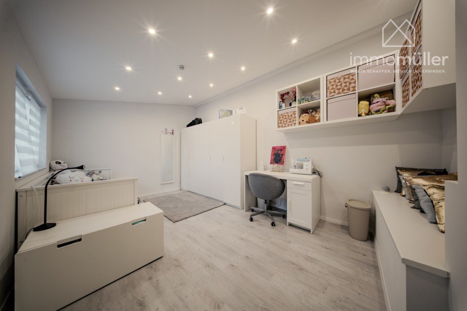 Zimmer 3 OG Einfamilienhaus Mannheim / Sch�nau