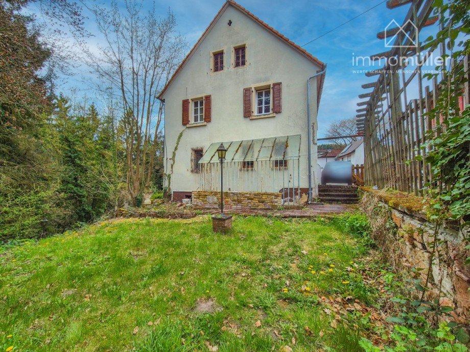 Hausansicht Bauernhaus Mehrfamilienhaus Altleiningen - H�ningen