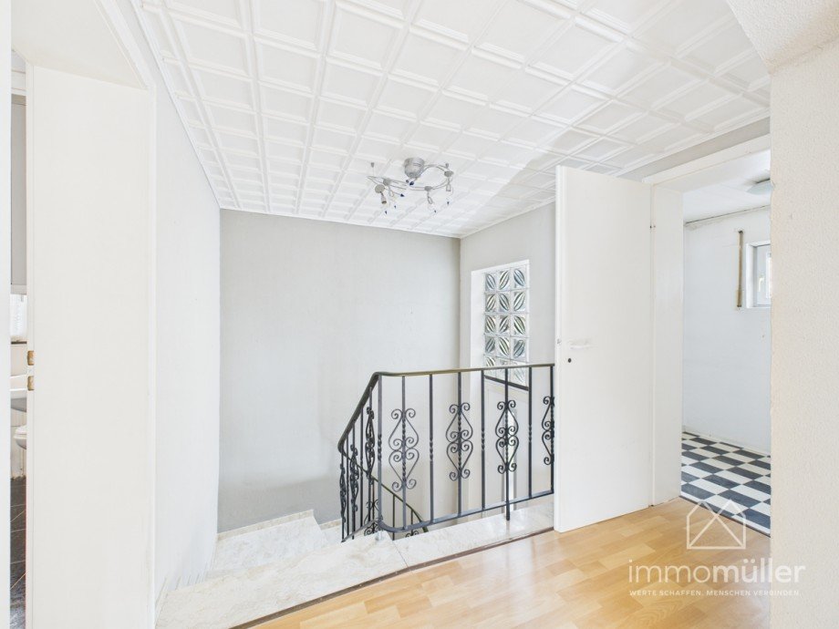 Treppe zum EG Einfamilienhaus Lautersheim