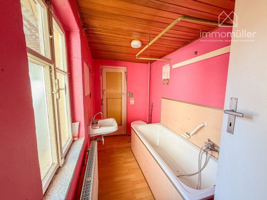 Badezimmer Einfamilienhaus Kirchheim an der Weinstra�e